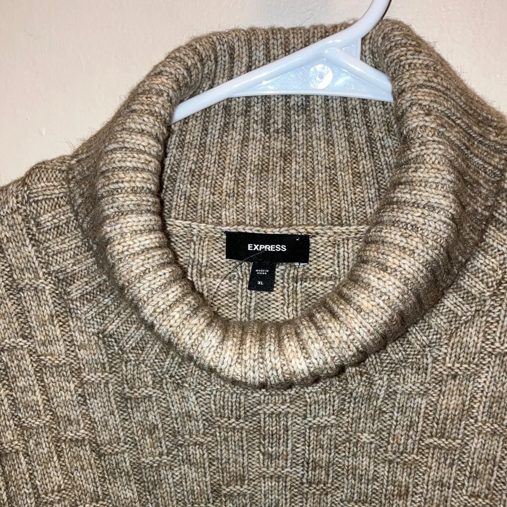 Express Men's Turtleneck Sweater - Tan Size XL - Picture 2 of 3